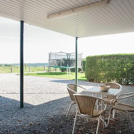 Cozy Farmhouse In With Swimming Pool Hébergement de vacances Dalhem